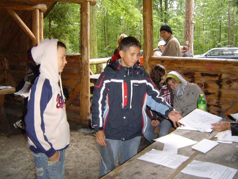 XIII Ogólnopolskie Marsze na Orientację Szlakiem opadłych liści s19 - PTTK Strzelin