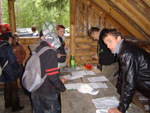 XIII Ogólnopolskie Marsze na Orientację Szlakiem opadłych liści s29 - PTTK Strzelin