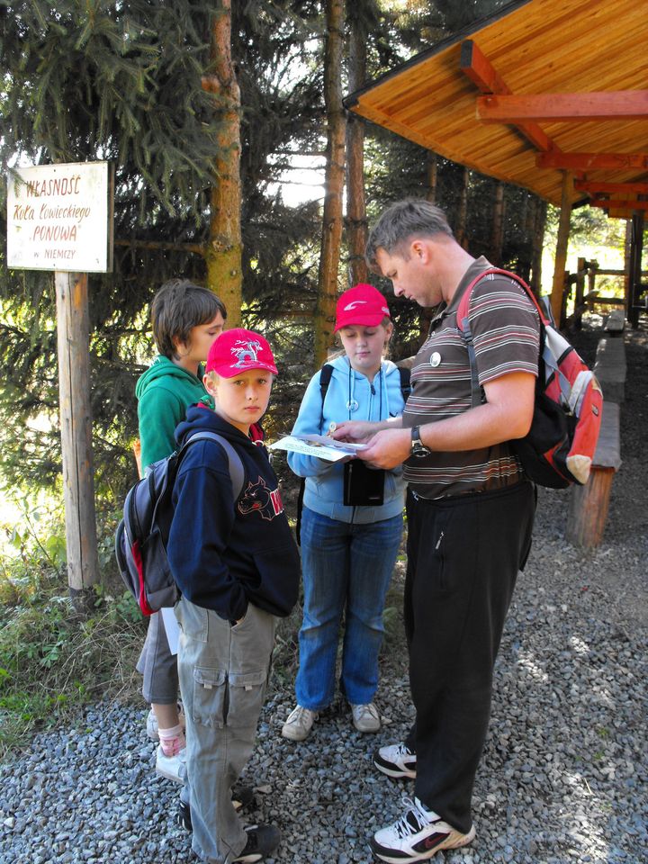 XIII Ogólnopolskie Marsze na Orientację Szlakiem opadłych liści s002 - PTTK Strzelin