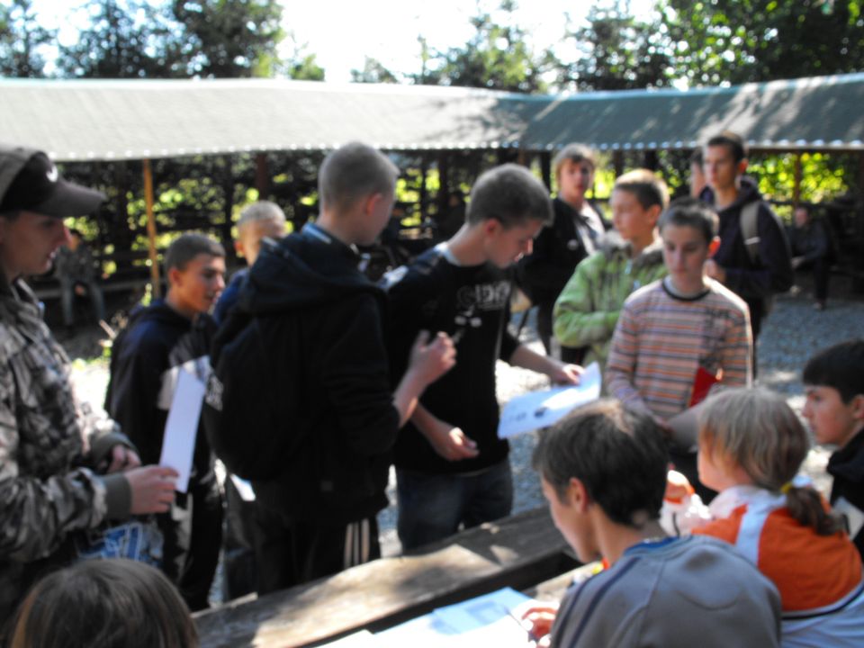 XIII Ogólnopolskie Marsze na Orientację Szlakiem opadłych liści s002 - PTTK Strzelin