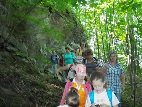 Wycieczka na Biskupi� Kop� - w drodze do Piekie�ka s008 - PTTK Strzelin