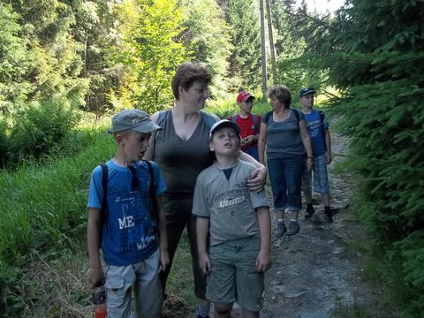 Wycieczka na Biskupi� Kop� - zej�cie do Jarno�t�wka s065 - PTTK Strzelin