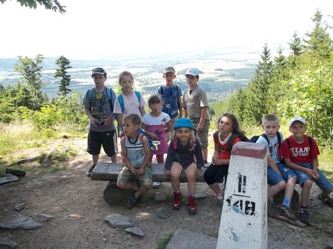 Wycieczka na Biskupi� Kop� - zej�cie do Jarno�t�wka s067 - PTTK Strzelin