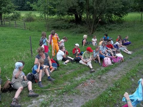 Wycieczka na Biskupi� Kop� - zej�cie do Jarno�t�wka s085 - PTTK Strzelin