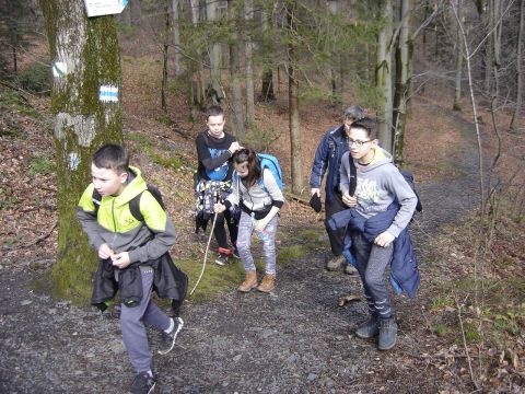 Wycieczka Na Biskupi� Kop� - podej�cie do Piekie�ka s044 - PTTK Strzelin