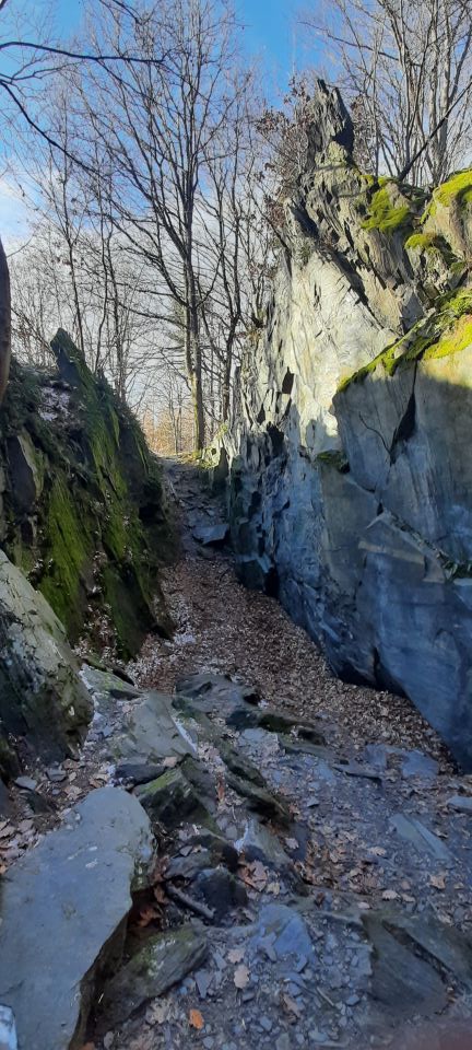 Wycieczka w Góry Opawskie s002 - PTTK Strzelin