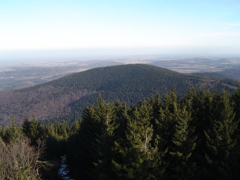 Widok z wie�y na Biskupiej Kopie