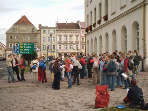XVI Rajd Wzg�rz Strzeli�skich - Grodk�w - Rynek s003 - PTTK Strzelin