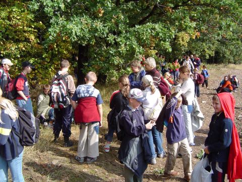 XVII Rajd Wzg�rz Strzeli�skich - odpoczynek nad Krzywin� s018 - PTTK Strzelin