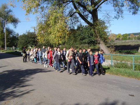 XVIII Rajd Wzg�rz Strzeli�skich - start rajdu w Gilowie s001 - PTTK Strzelin