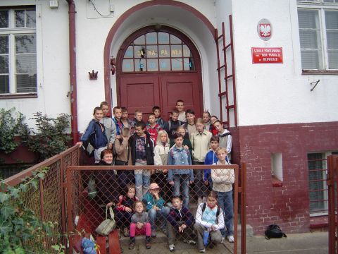 XVIII Rajd Wzg�rz Strzeli�skich - Szko�a Podstawowa w �elowicach s048 - PTTK Strzelin