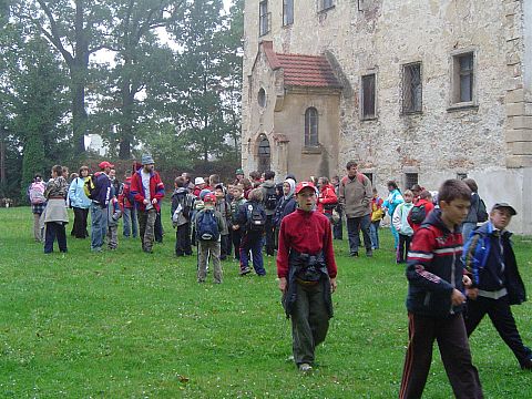 XX Rajd Wzg�rz Strzeli�skich - Witostowice - zamek s010 - PTTK Strzelin