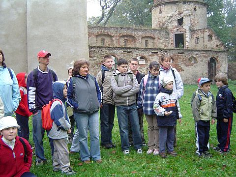 XX Rajd Wzg�rz Strzeli�skich - Witostowice - zamek s016 - PTTK Strzelin