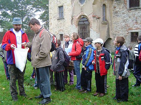 XX Rajd Wzg�rz Strzeli�skich - Witostowice - zamek s028 - PTTK Strzelin