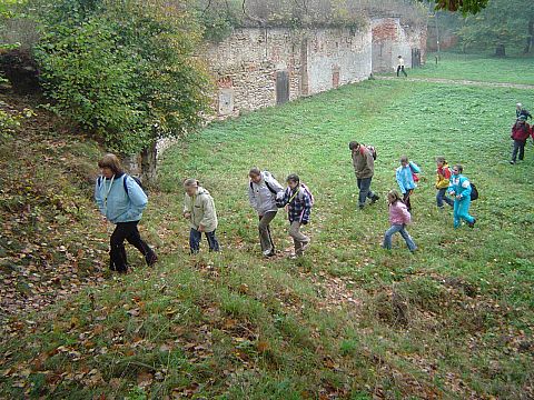 XX Rajd Wzg�rz Strzeli�skich - Witostowice - zamek s032 - PTTK Strzelin