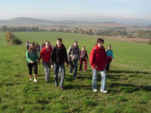 XXI Rajd Wzg�rz Strzeli�skich - podej�cie na Grzybowiec z Pi�awy G�rnej s023 - PTTK Strzelin