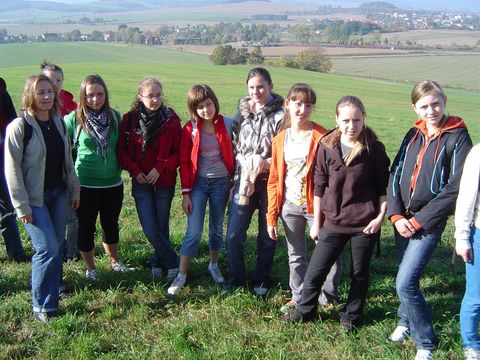 XXI Rajd Wzg�rz Strzeli�skich - wr�czenie odznak rajdowych s034 - PTTK Strzelin