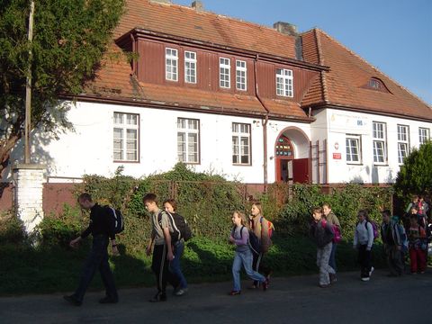 �elowice - Szko�a Podstawowa im. Jana Paw�a II s034 - PTTK Strzelin