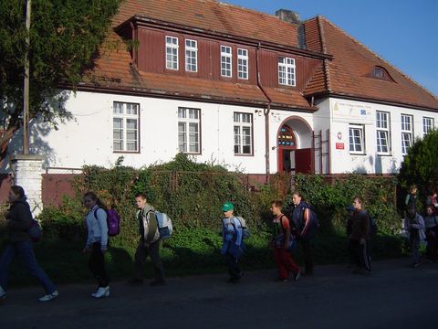 �elowice - Szko�a Podstawowa im. Jana Paw�a II s035 - PTTK Strzelin