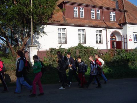 �elowice - Szko�a Podstawowa im. Jana Paw�a II s037 - PTTK Strzelin