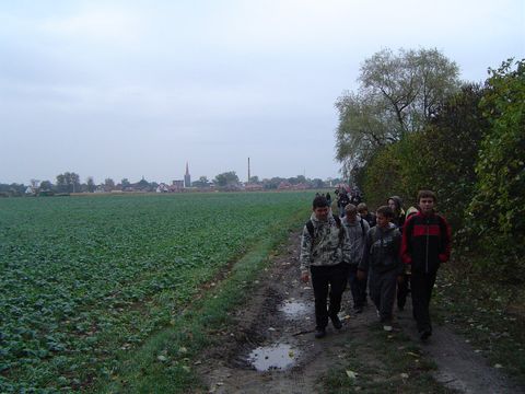 XXII Rajd Wzg�rz Strzeli�skich - w tle Grodk�w s032 - PTTK Strzelin