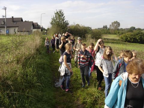 XXVII Rajd Wzg�rz Strzeli�skich - w drodze do Jakubowa s026 - PTTK Strzelin