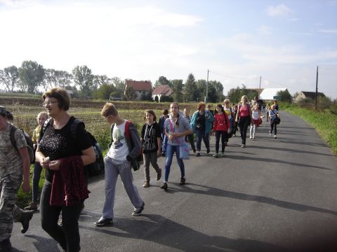 XXVII Rajd Wzg�rz Strzeli�skich - w drodze do Jakubowa s029 - PTTK Strzelin