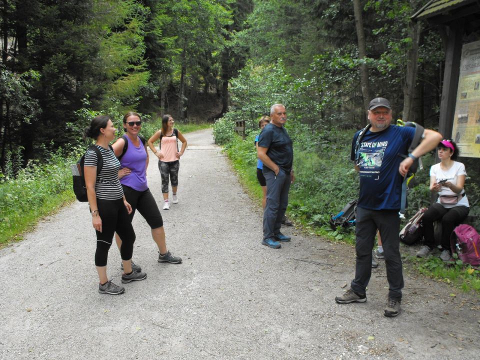 Wycieczka w Rudawy Janowickie s002 - PTTK Strzelin