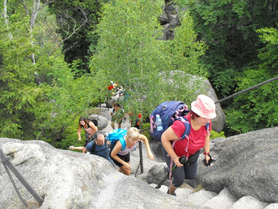 Wycieczka w Rudawy Janowickie s002 - PTTK Strzelin