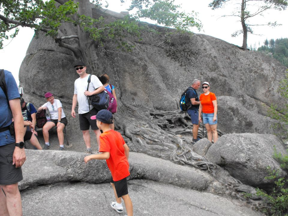 Wycieczka w Rudawy Janowickie s002 - PTTK Strzelin