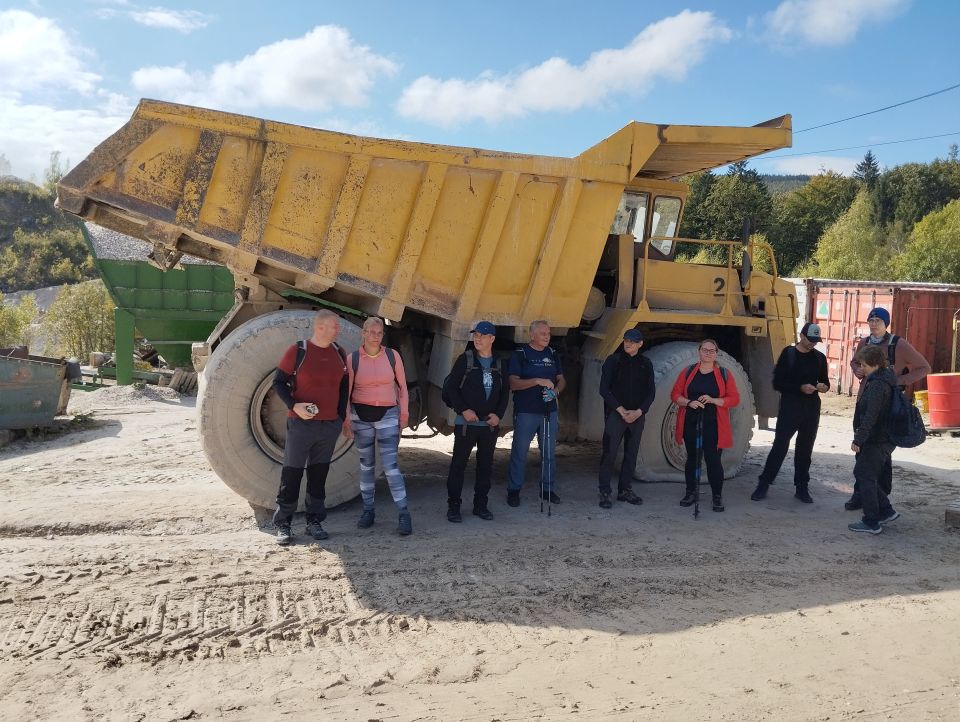 Wycieczka w Rudawy Janowickie s002 - PTTK Strzelin