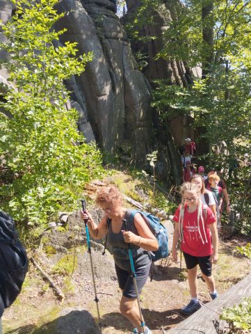 Wycieczka w Rudawy Janowickie s120 - PTTK Strzelin