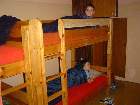 Schronisko M�odzie�owe 'Skalnik' w Bukowcu