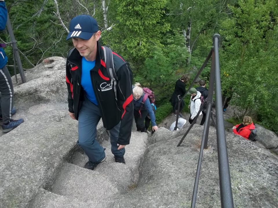 Wycieczka w Rudawy Janowickie s002 - PTTK Strzelin