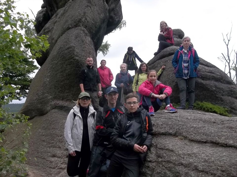 Wycieczka w Rudawy Janowickie s002 - PTTK Strzelin