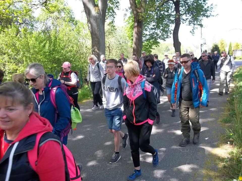 Wycieczka w Rudawy Janowickie s002 - PTTK Strzelin