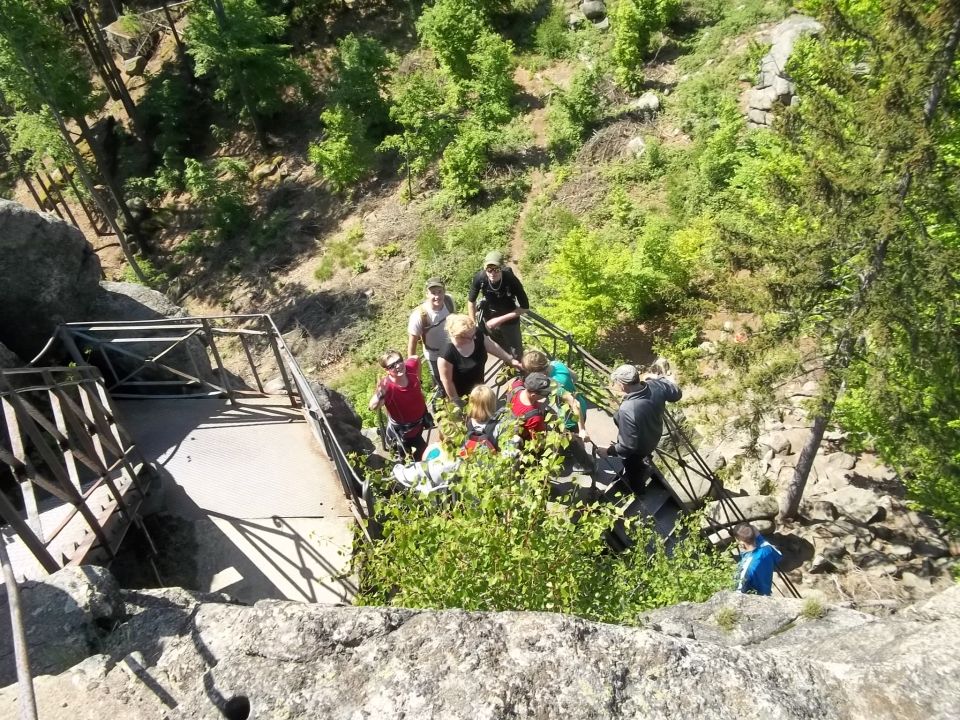 Wycieczka w Rudawy Janowickie s002 - PTTK Strzelin