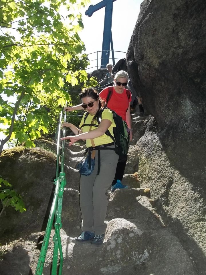 Wycieczka w Rudawy Janowickie s002 - PTTK Strzelin