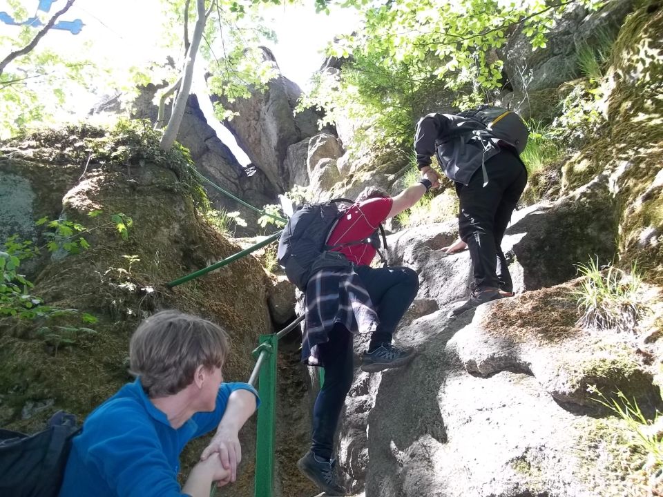 Wycieczka w Rudawy Janowickie s002 - PTTK Strzelin