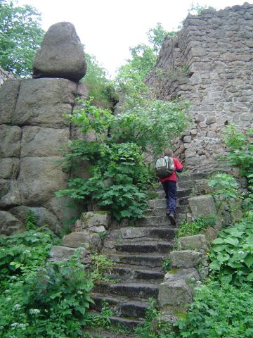 Zamek Bolcz�w w Rudawach Janowickich s012 - PTTK Strzelin