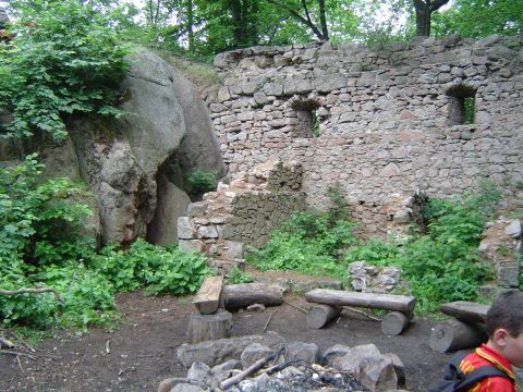 Zamek Bolcz�w w Rudawach Janowickich s018 - PTTK Strzelin