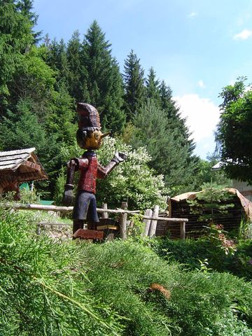 Mi�dzyg�rze - Ogr�d Bajek