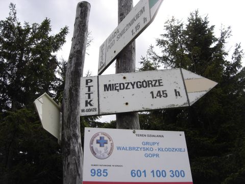 Prze��cz Puchacza - koniec szlaku ��tego z Przeworna s006 - PTTK Strzelin