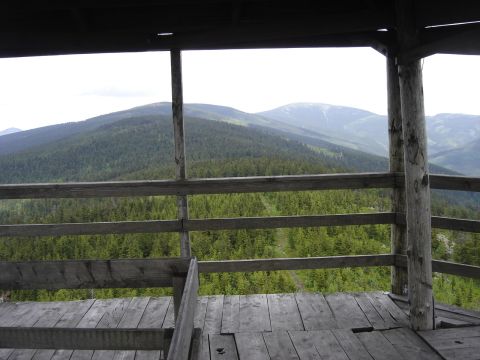 Tr�jmorski Wierch - widok z wie�y widokowej s005 - PTTK Strzelin