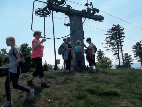 W drodze do schroniska 'Zygmunt�wka' s076 - PTTK Strzelin