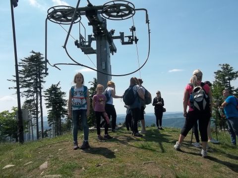 W drodze do schroniska 'Zygmunt�wka' s077 - PTTK Strzelin