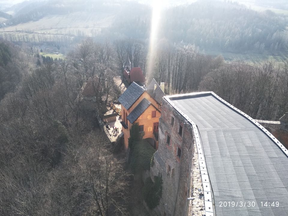 Widok z wie�y Zamku Grodno d054 - PTTK Strzelin