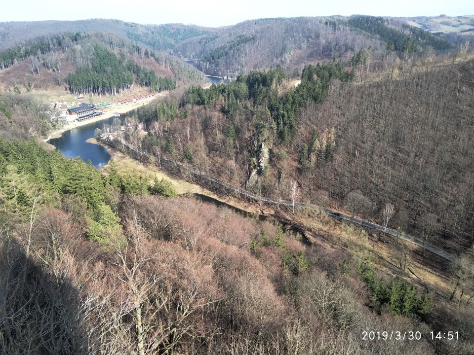 Widok z wie�y Zamku Grodno d057 - PTTK Strzelin