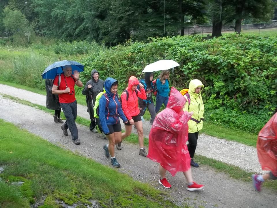 Wycieczka w Góry Wałbrzyskie i Sowie s002 - PTTK Strzelin