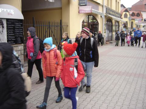 Start rajdu w Kudowie-Zdr�j s010 - PTTK Strzelin